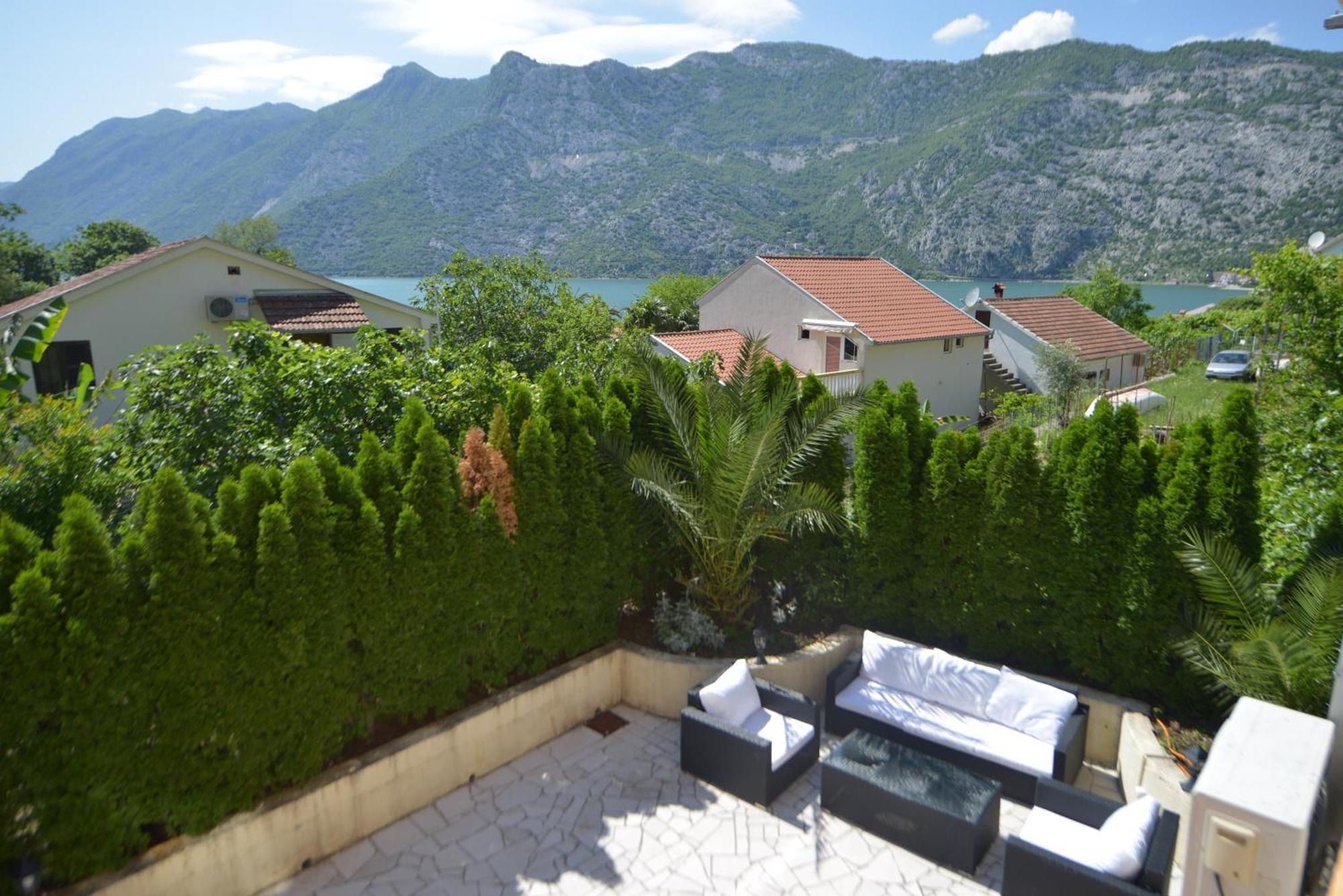 Apartments Villa Illyrik ريسان المظهر الخارجي الصورة